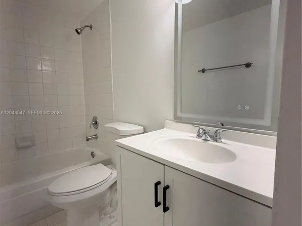 7000 NW 173rd Dr APT 1805, Hialeah, FL 33015