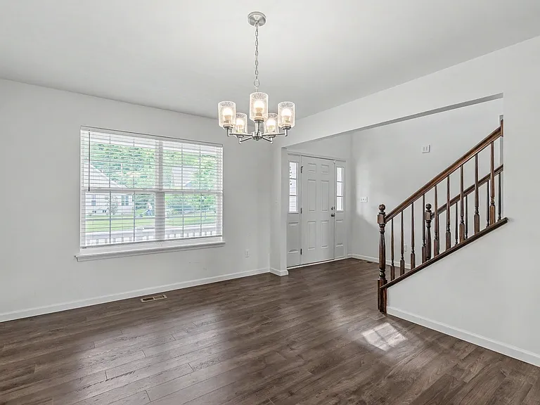 351 Timber Valley Trl — Photo 8