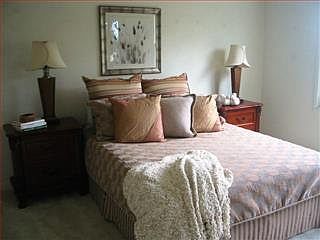3rd image of 233 Bryce Ave
