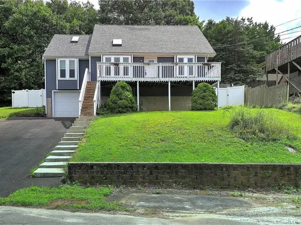 112 Fieldwood Road, Waterbury, CT 06704