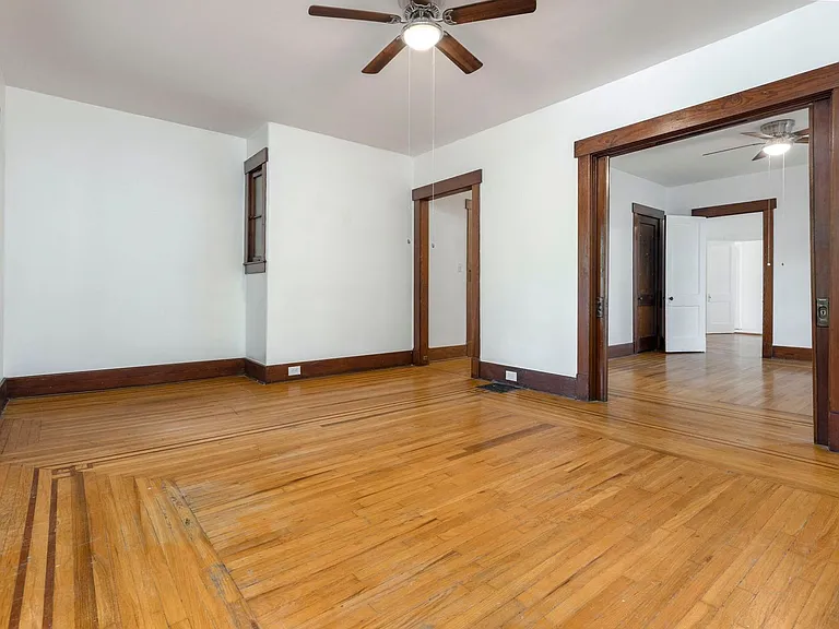 145 N Keats Ave — Photo 10