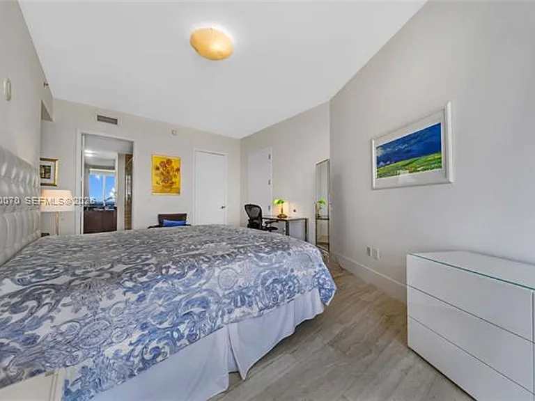 16001 Collins Ave #2305 — Photo 21