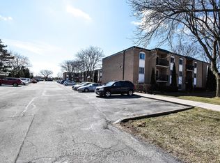 6 Westlake Ln #212, Saint Catharines, ON L2N 5S3