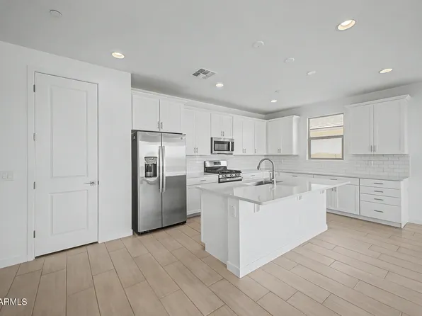 29527 N 135TH Lane, Peoria, AZ 85383