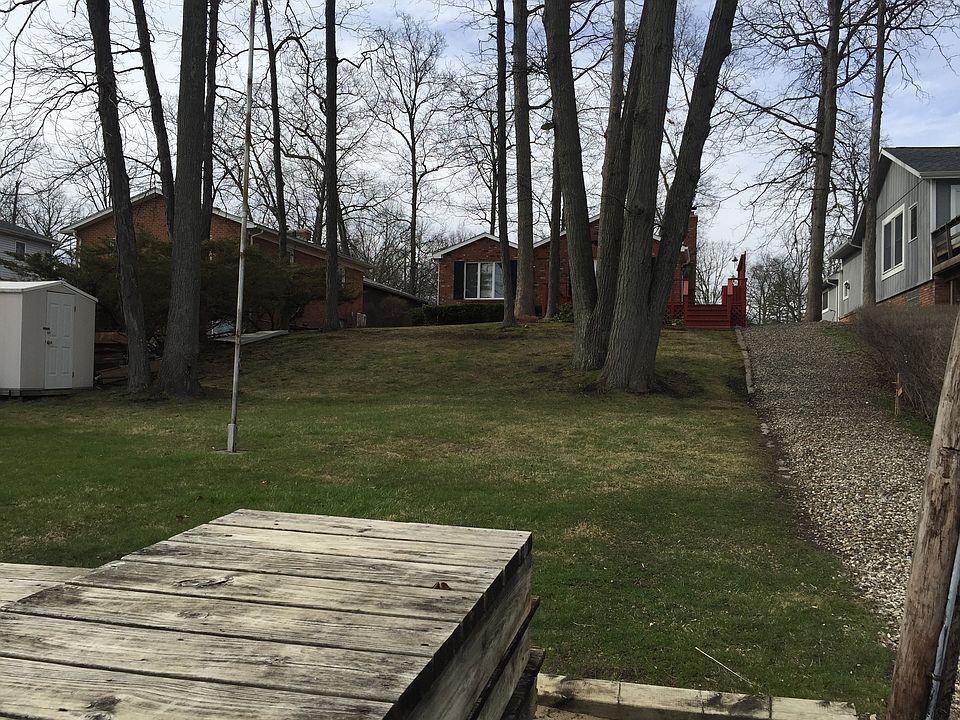11570 Maxfield Blvd, Hartland, MI 48353 Zillow