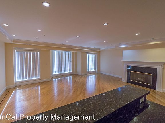 4th image of 3136 Fulton St #1