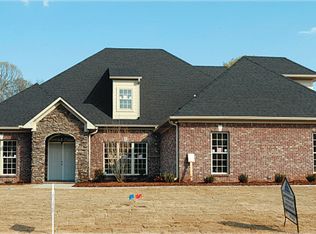 2409 Rothmore Dr SW, Huntsville, AL 35803