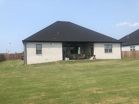 4th image of 981 Osage View Dr