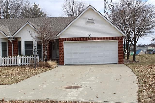 1st image of 2105 Berkshire Dr
