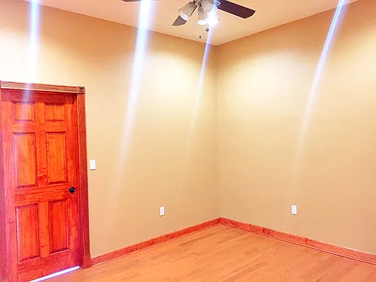 Rented by Rapid Realty Cobble Hill | media 73