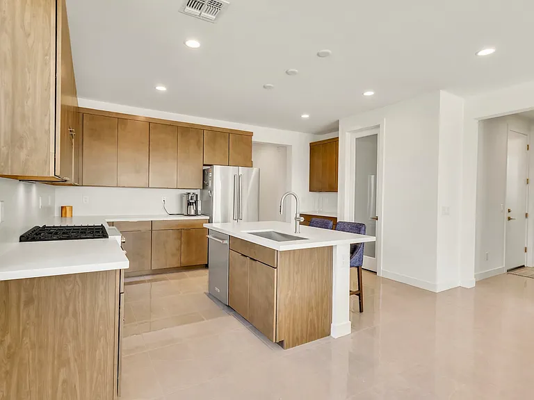 3399 W Emerald Rd — Photo 5