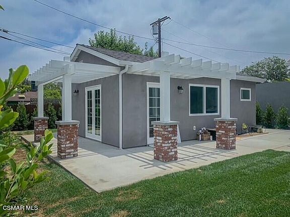 5th image of 1630 N Buena Vista St