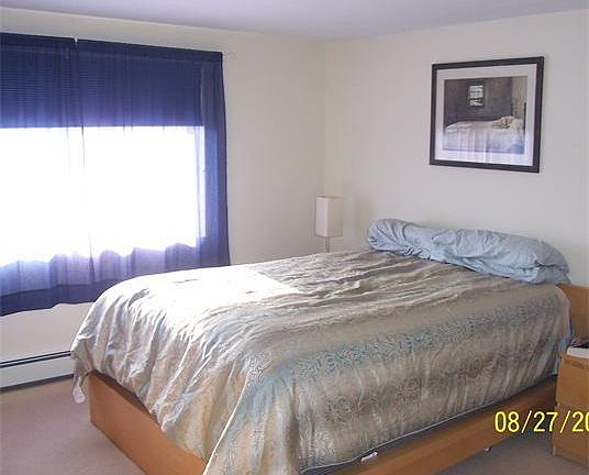 5th image of 230 Willard St Unit 811