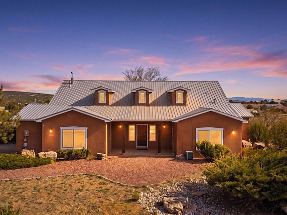 2nd image of 59 Vista Encantada Dr