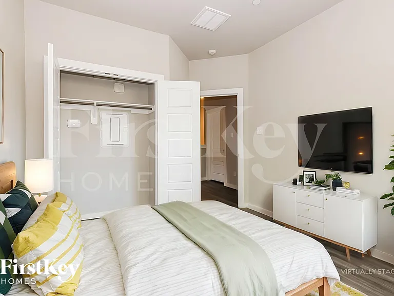 18326 W Centro Cir — Photo 14