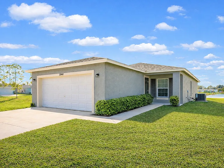 Ravinia St. Lucie — Photo 22