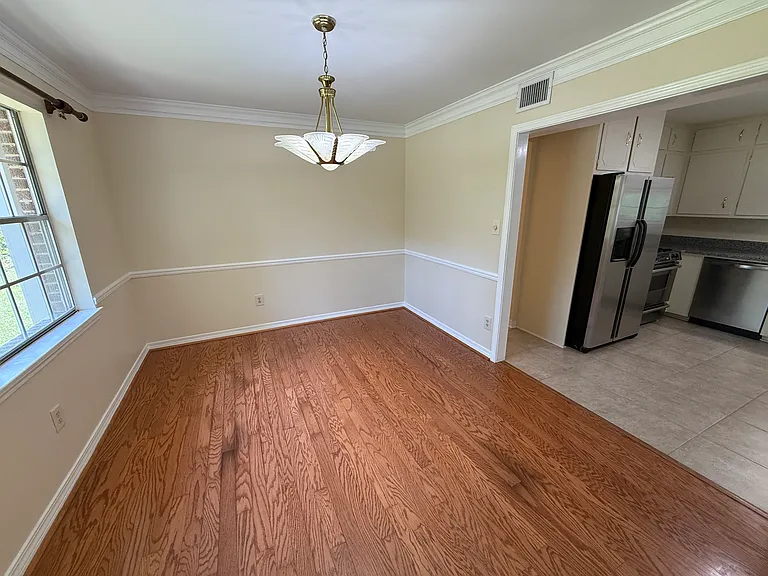 3512 Shadowwood Ct — Photo 9
