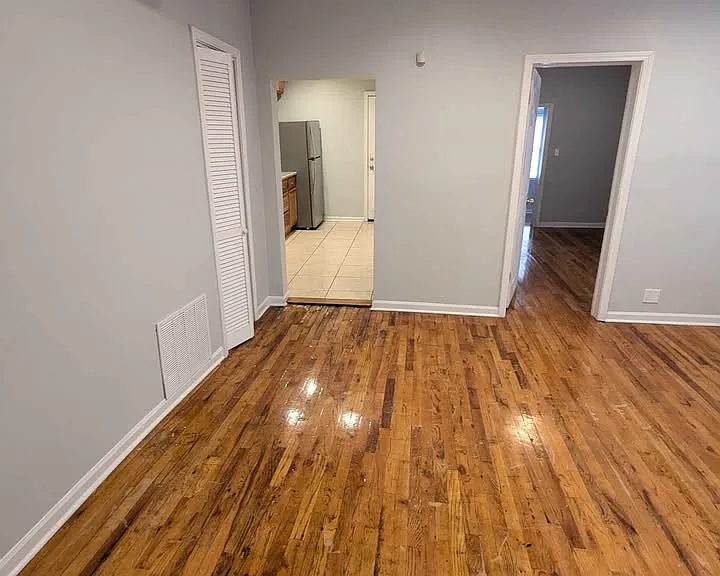 1052 N Springfield Ave #2 — Photo 9