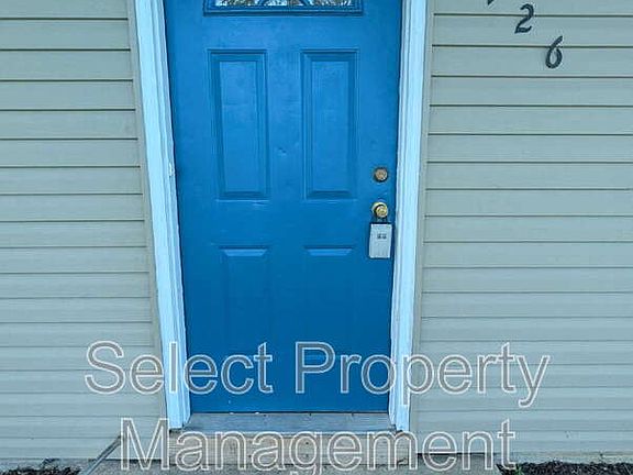 2nd image of 926 Houston Dr
