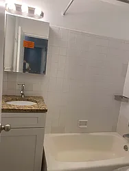 Rented by R New York