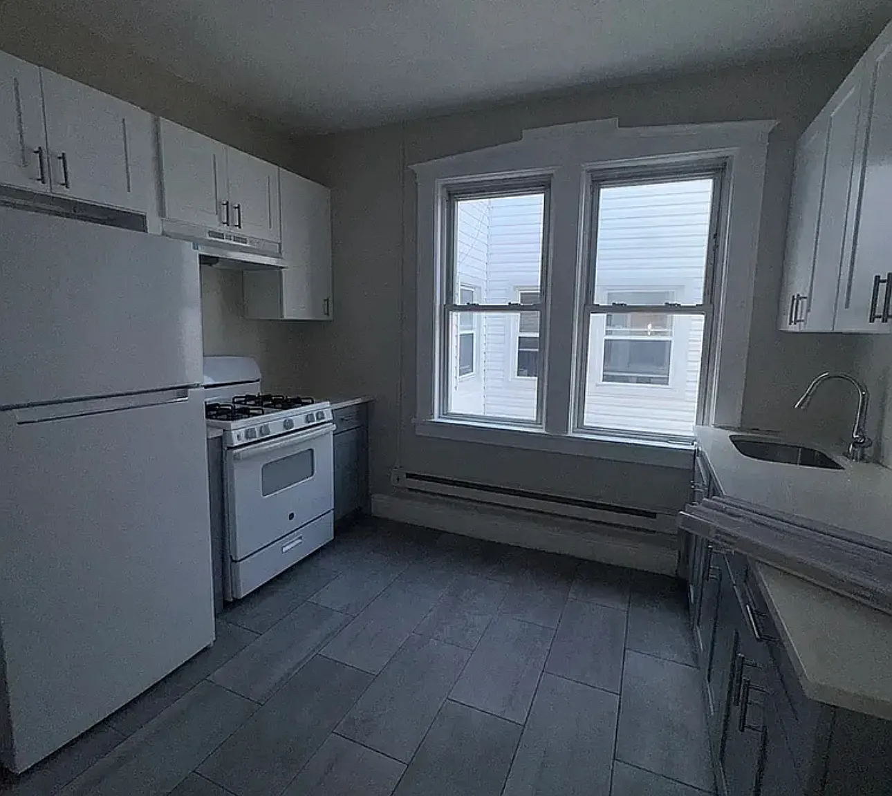 2 bed, $1,995 — Photo 1