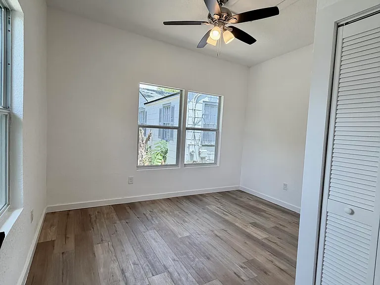 717 King St — Photo 12