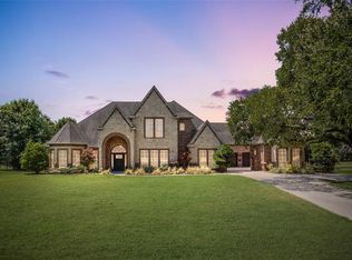 8349 Ashbriar Ln, Fort Worth, TX 76126