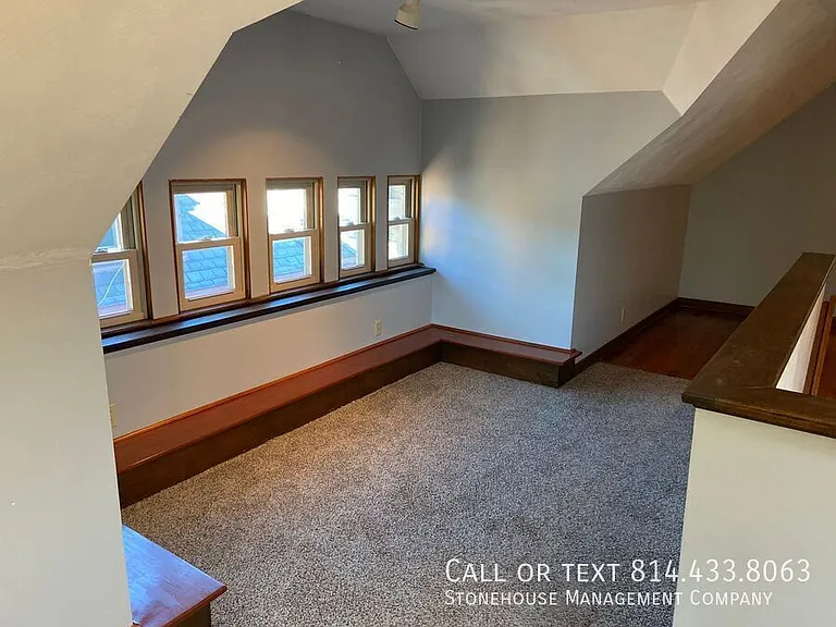 446 W 10th St #5 — Photo 3