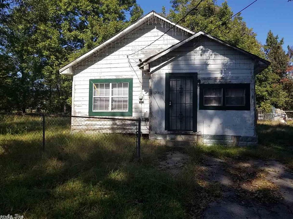1st image of 2417 W 11th Ave