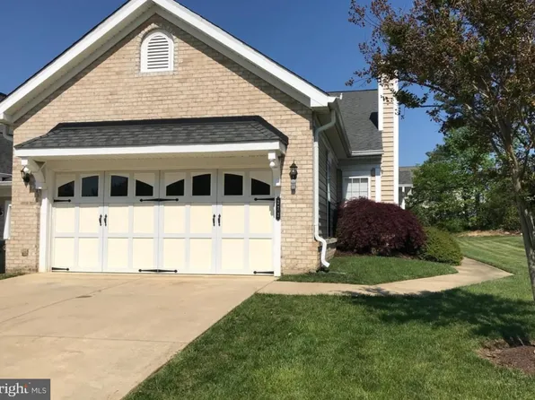 272 Williamsburg Cir, La Plata, MD 20646