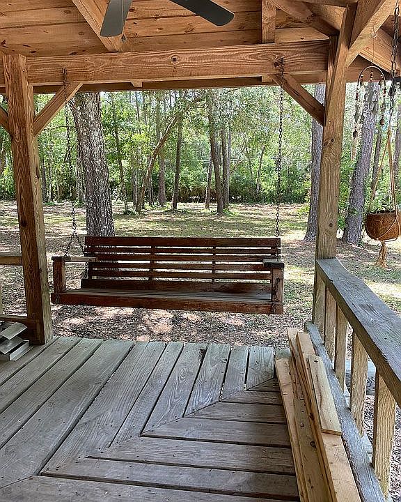 Porch swing