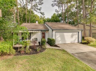 10372 Arrowhead Dr, Jacksonville, FL 32257