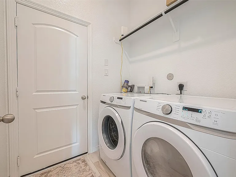 1838 Smithers Landing Dr — Photo 21