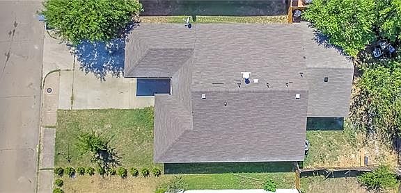 2nd image of 4431 Falls Dr