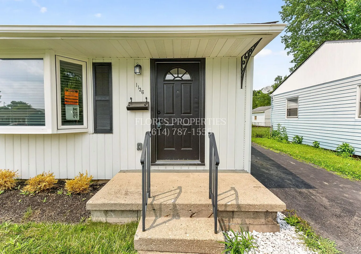 Clean, Recently Remodeled 4 BR Home in Quiet Neighborhood — Photo 1