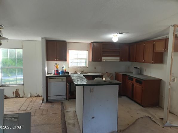 12401 Old Gristmill Rd, Ebro, FL 32437