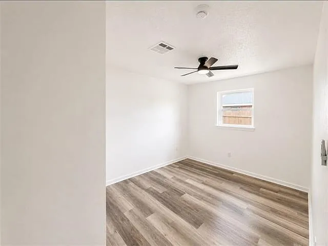 1245 Angus Dr — Photo 7