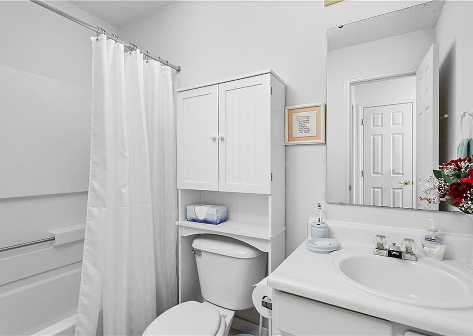 1st image of 4515 Redcliff South Ln