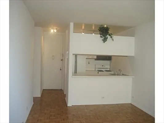 Rented by Corcoran | media 7