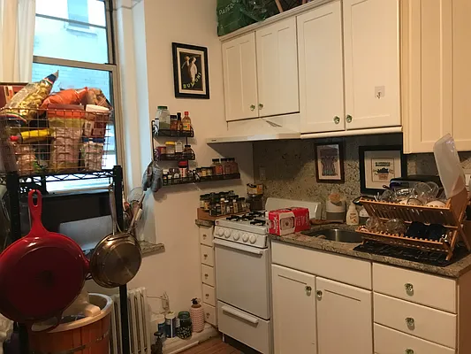 Rented by Sandra Ospina, Licensed Real Estate Broker | media 24