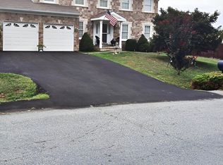 11 Willow Glen Ct, Stafford, VA 22554
