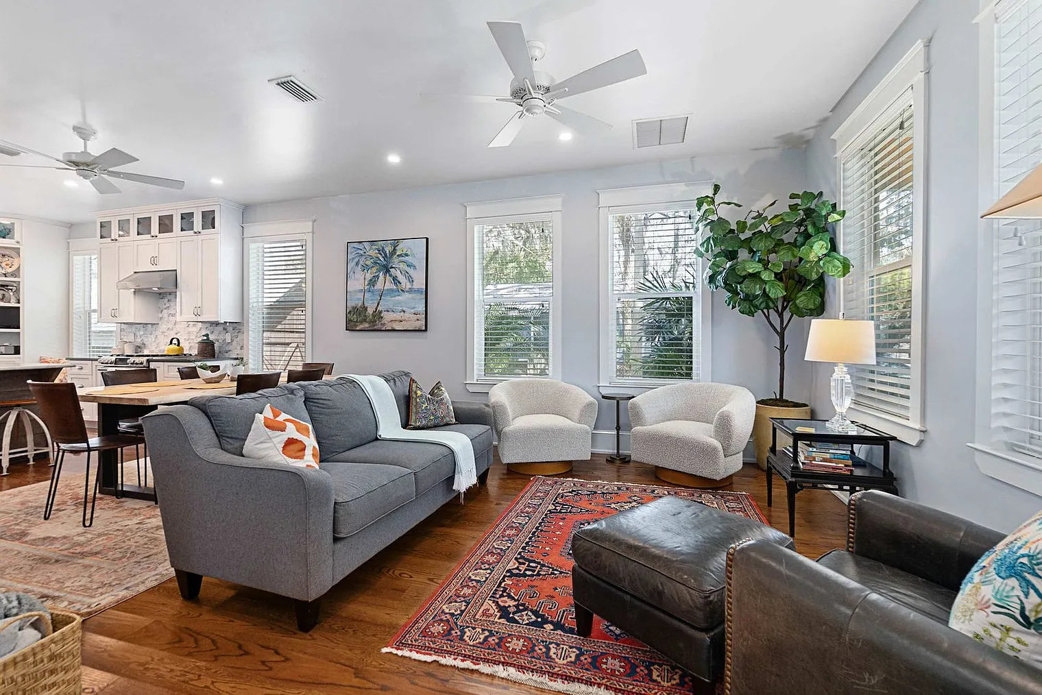 3 bed, 3.0 bath, 1872 sqft, $7,286 — Photo 2