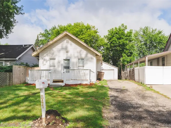 841 Orlando Ave, Pontiac, MI 48340