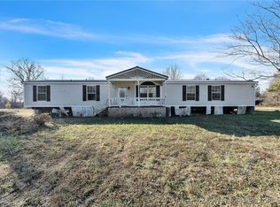 2726 State Highway 705, Robbins, NC 27325