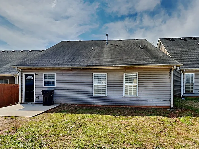 1445 Lafayette Sq — Photo 17