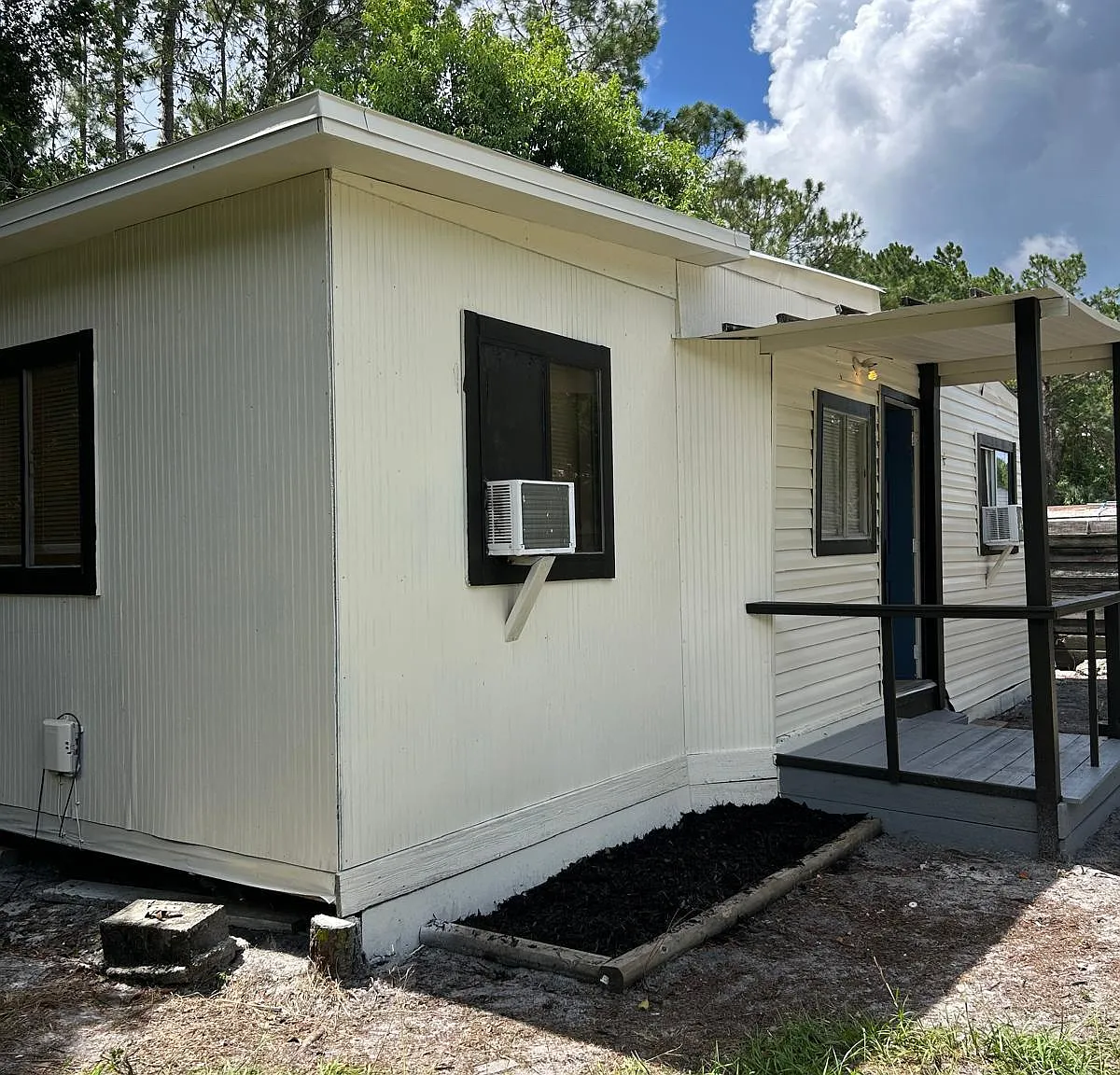 2 bed, 750 sqft, $1,300 — Photo 2