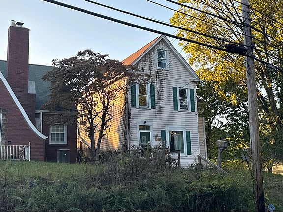 3rd image of 6121 Verona Rd