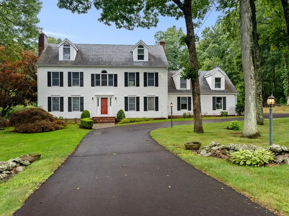 234 Briarwood Drive, Guilford, CT 06437