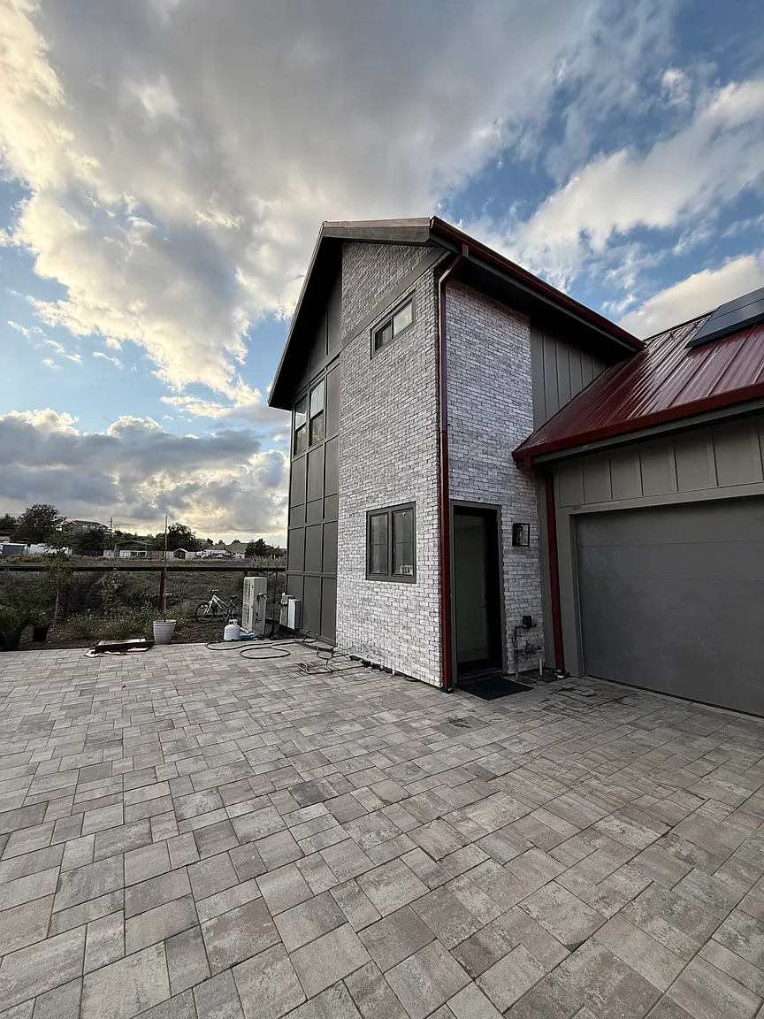 2507 Bedwany Dr #B photo 1