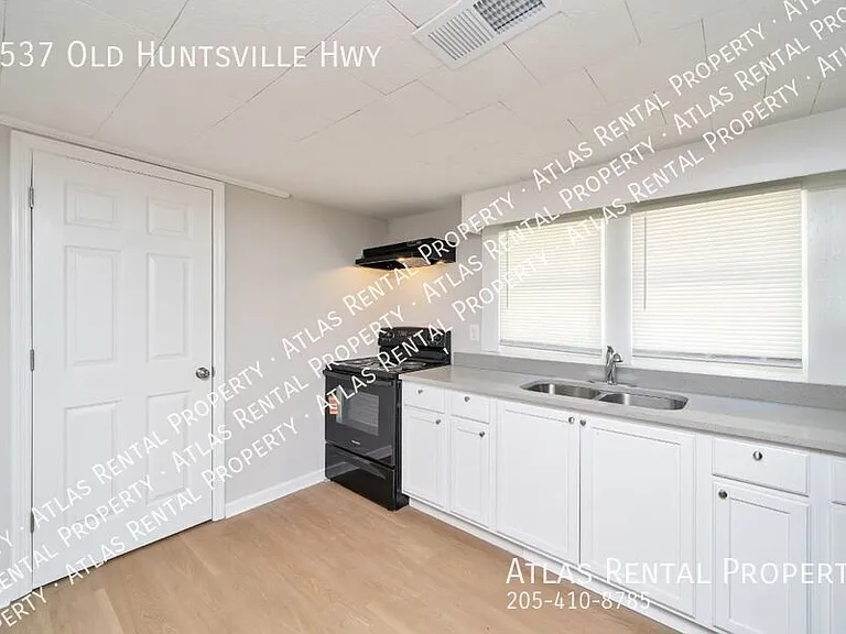 1537 Old Huntsville Hwy NW — Photo 16